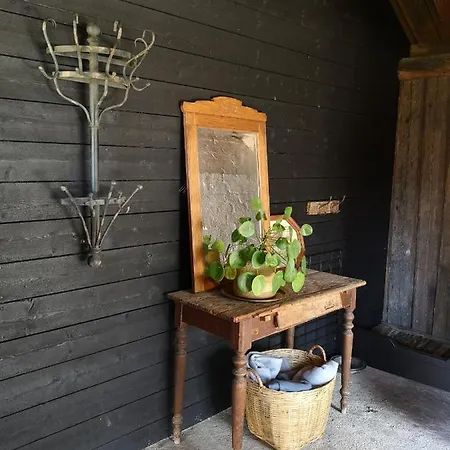 Smedjan Cottage Enkoping Exterior photo